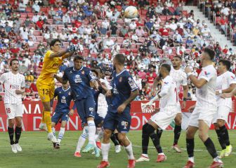 Sólo el Manchester City encaja menos goles que el Sevilla
