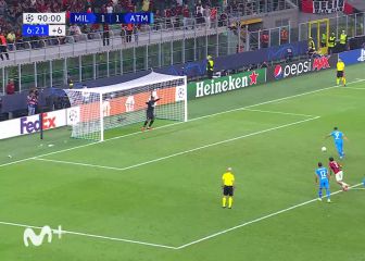 Absolutamente delirante cómo Suárez tiró en el 96' el penalti tras 2.214 días de gafe