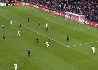 El lunes no querían que se volviese a poner la camiseta del Tottenham y ayer hace esto