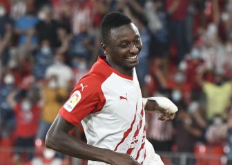 El Almería es líder a costa de un Girona que sigue en caída