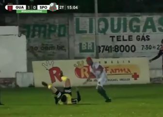 La escena es durísima: acusado de intento de homicidio por agredir así al árbitro