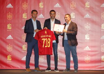 Exinternacionales avalan las decisiones de Luis Enrique
