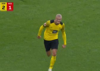 El aplaudido gesto de Haaland tras anotar en el Dortmund