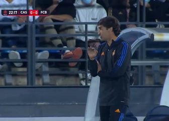 El penalti que indigna a Raúl en el Castilla-Barça B con 0-0