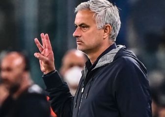 Mou vuelve a las andadas