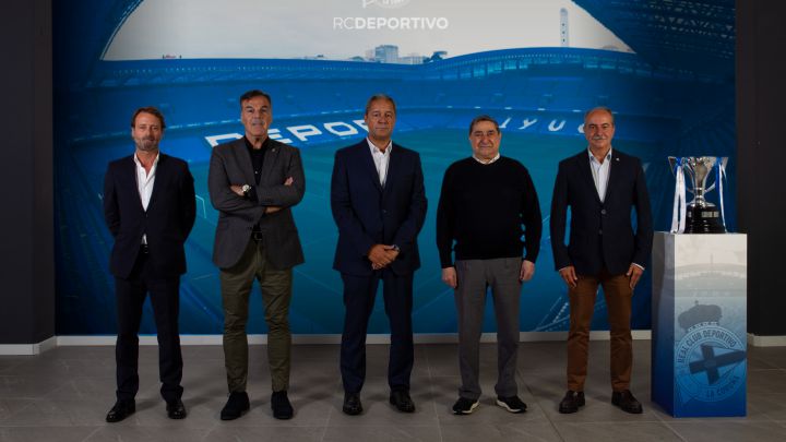 Los presidentes del Depor de izquerda a derecha: Armenteros, Fernando Vidal, Tino Fernández, Lendoiro y Antonio Couceiro.