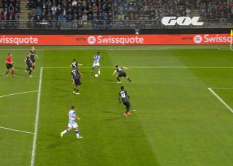 Casi 75 goles de profesional, pero este de Isak es de capítulo aparte