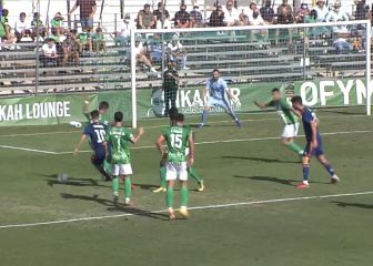 El balón es suyo y no hay quien se lo quite: vean a Arribas contra 4 rivales siendo imparable