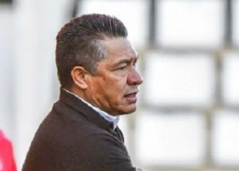 El Huesca destituye a Ambriz