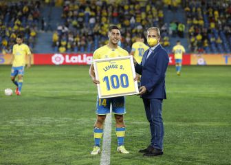 Álvaro Lemos cumple 100 partidos de amarillo