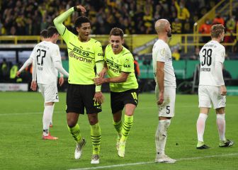 El Dortmund gana gracias a dos goles de Hazard