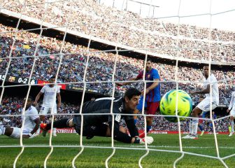 Agüero cumplió en el Clásico su amenaza con Courtois