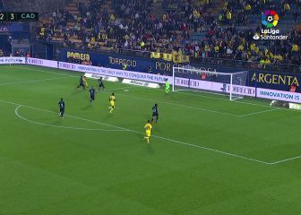 ¿Se puede decir ya que es el fichaje de LaLiga? Otra definición soberbia... y en el minuto 95