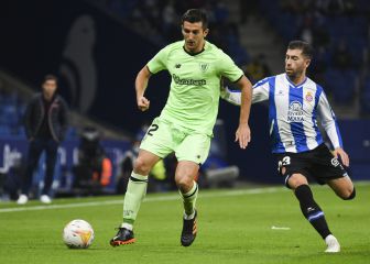 Marcelino, pendiente de la lesión en el recto femoral de Vivian