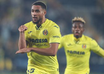 El fenómeno Danjuma pone en aprietos a Van Gaal