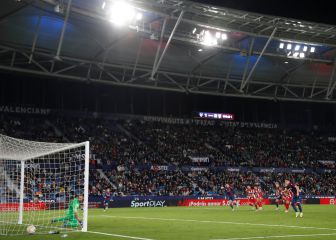 Aprobados y suspensos del Levante: Bardhi y el VAR, al rescate