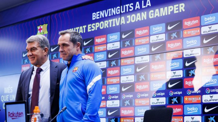 Laporta: "Además de Xavi tenemos otras opciones"