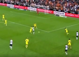 El defensa que ahora es centrocampista y que mete uno de los goles de LaLiga