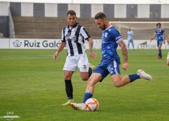 Un autogol de Pelón alegra a la Balona ante un Sanluqueño valiente