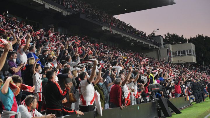 El estadio de Vallecas lleno.