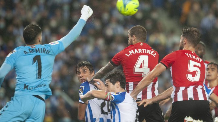 Muniain chafa la fiesta del líder