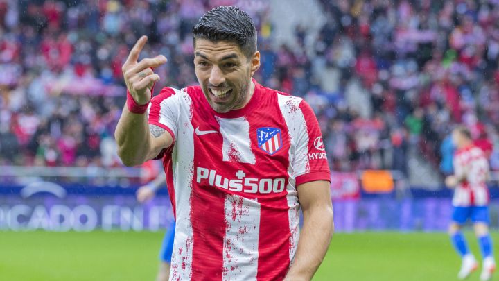 Alegría de Suárez en el Atlético-Betis. Habla del Cholo y el Liverpool en UEFA:com.
