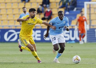 Castel y Rubén prolongan el martirio del Alcorcón