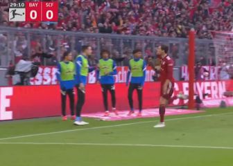 Uno de esos goles del Bayern que aterroriza ver y nada menos que a la mejor defensa de la liga