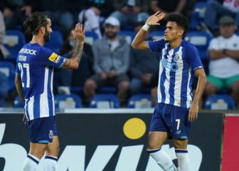 El Oporto consolida su liderato con doblete de Luis Díaz