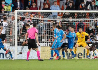 Aprobados y suspensos del Valencia: Hugo Duro rescata lo imposible en Mestalla
