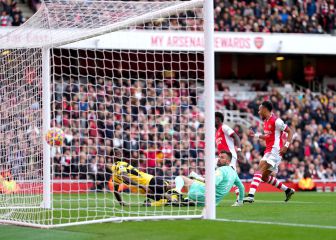 El Arsenal pelea y gana