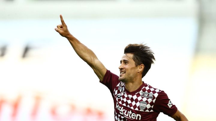 Bojan celebra un gol el pasado octubre con el Vissel Kobe.