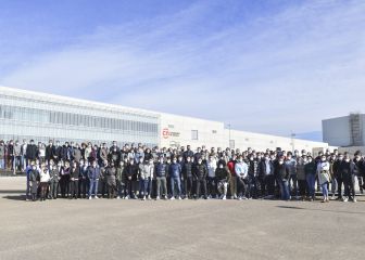 La plantilla de Osasuna visita las instalaciones de la fábrica de Verleal, su patrocinador principal