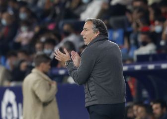 Pereira firma el peor arranque de un técnico en Orriols