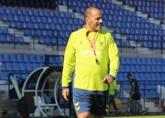 Salva Ballesta llega con “ilusión y ambición”