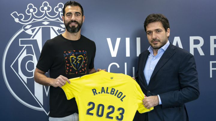 Albiol renueva con el Villarreal hasta 2023