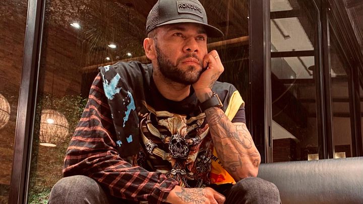 Dani Alves vuelve al Barça