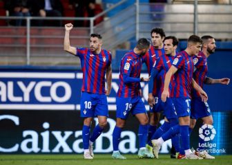 Stoichkov y Expósito consolidan al Eibar en ascenso directo