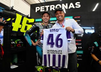 Ronaldo 'viste' a Valentino Rossi de blanquivioleta