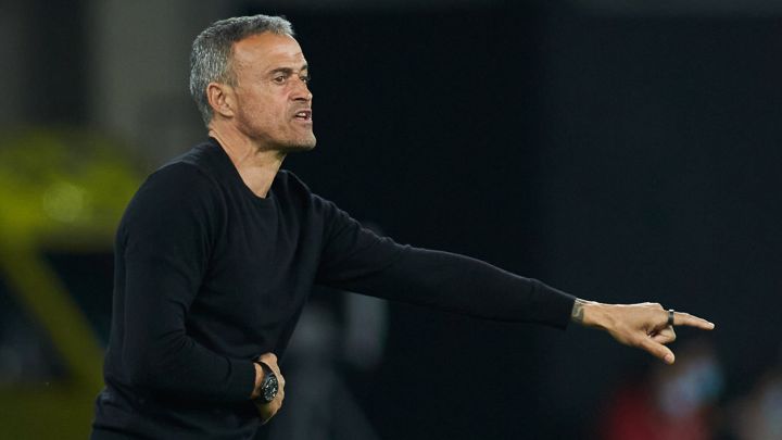 No hay prisa para renovar a
Luis Enrique antes de Qatar