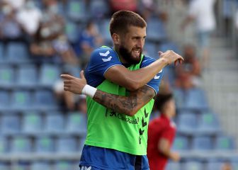 Nikola Sipcic regresa lesionado