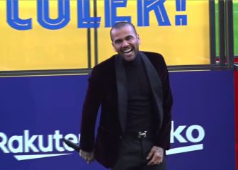 Dani Alves se gana al culé con su discurso en el Camp Nou