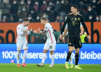 Augsburgo logra la épica y derrota al Bayern