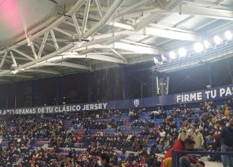 El Levante pide perdón por las goteras en el Ciutat