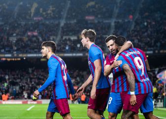 Xavi se estrena entre la polémica