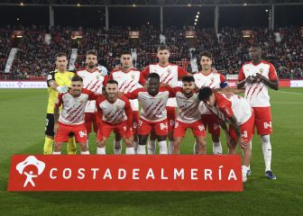 Aprobados y suspensos del Almería: decisivos los cambios (otra vez) y medio ascenso