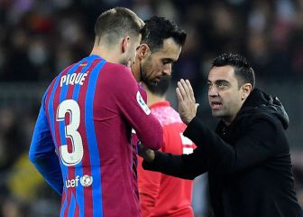 Xavi y la tentación de los tres centrales ante el Benfica