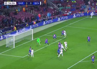La polémica del Barça-Benfica: gol anulado a Otamendi, posible penalti a Memphis...