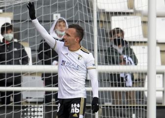 El Burgos de Valcarce deja helado al Málaga