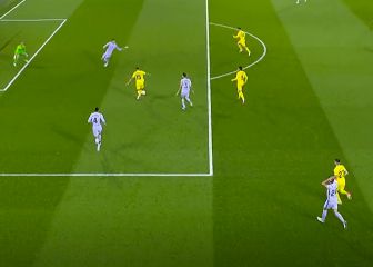 Tal fue el lío que formó Eric García en el 'no penalti' de Piqué que la reacción tiene tela